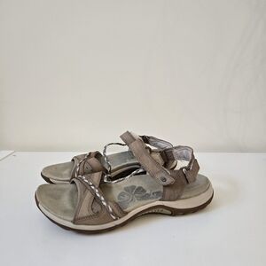 Merrell Violotta Bracken Walking Sandals Size 8 Beige Tan